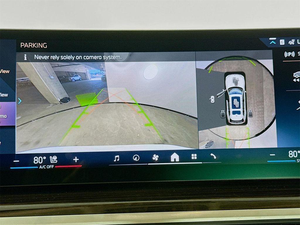 new 2026 BMW X7 car, priced at $93,275