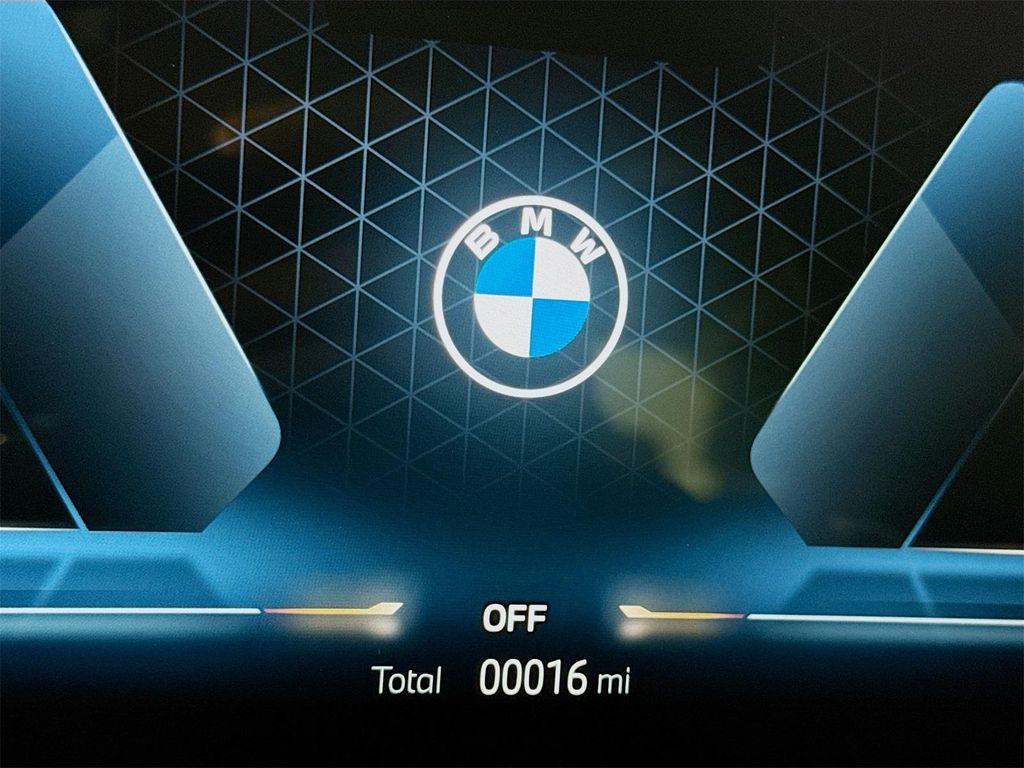 new 2026 BMW X7 car, priced at $93,275