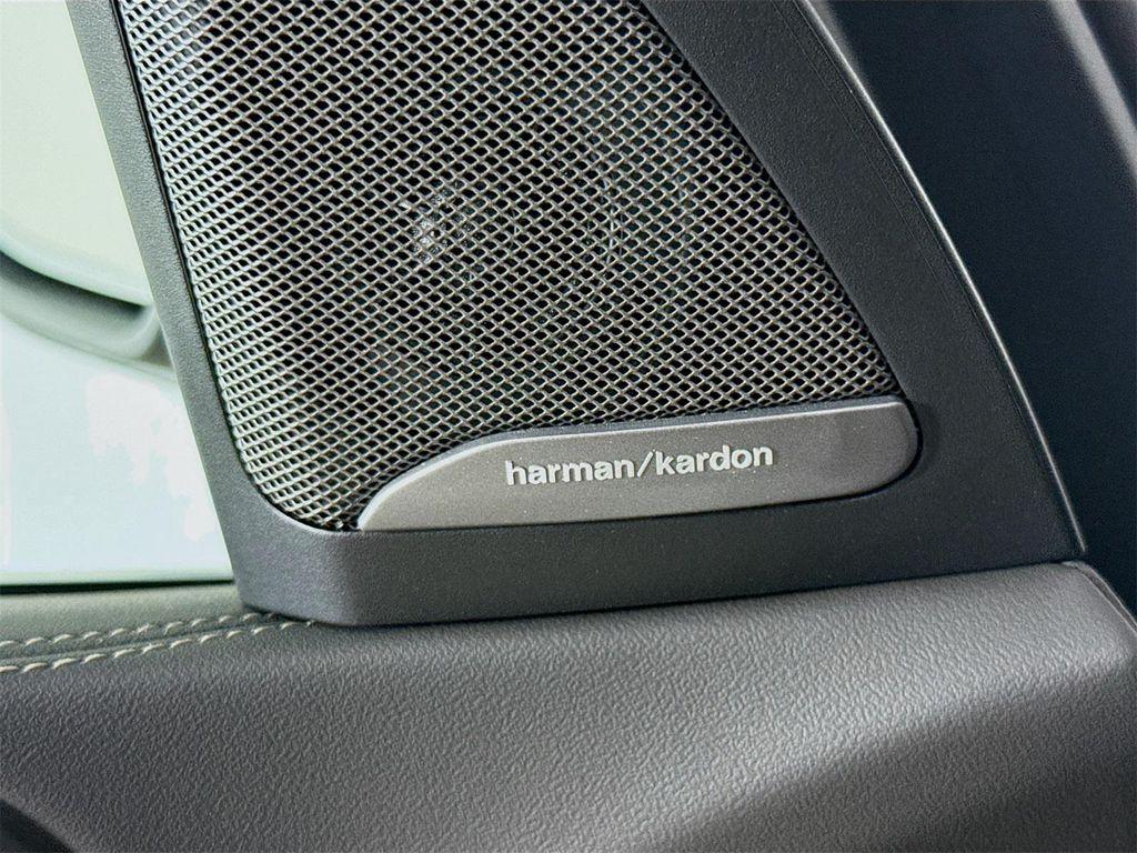 new 2026 BMW X7 car, priced at $93,275