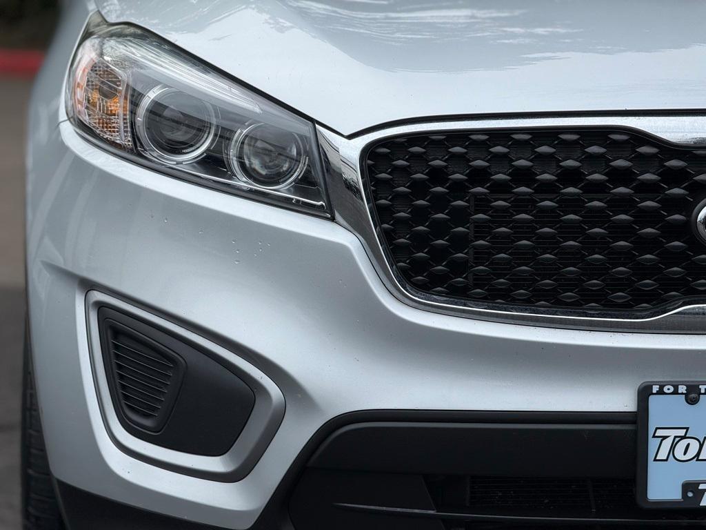 used 2017 Kia Sorento car, priced at $13,818