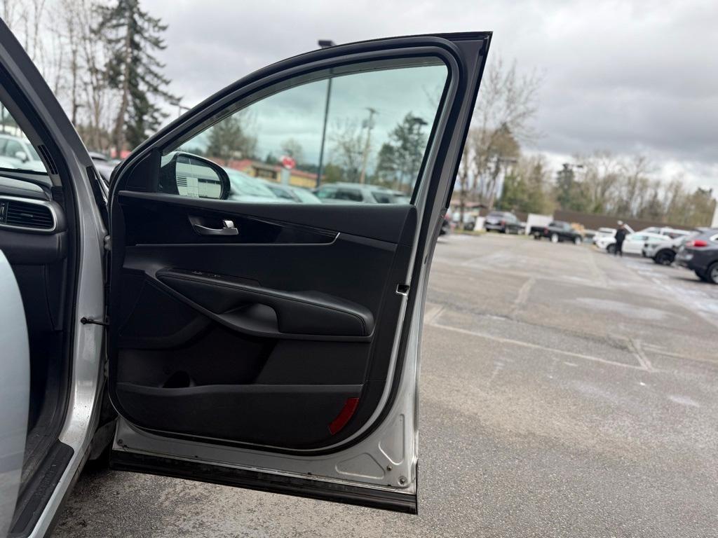 used 2017 Kia Sorento car, priced at $13,818