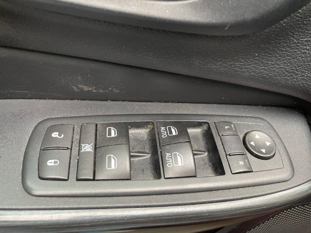 used 2016 Jeep Cherokee car, priced at $8,989