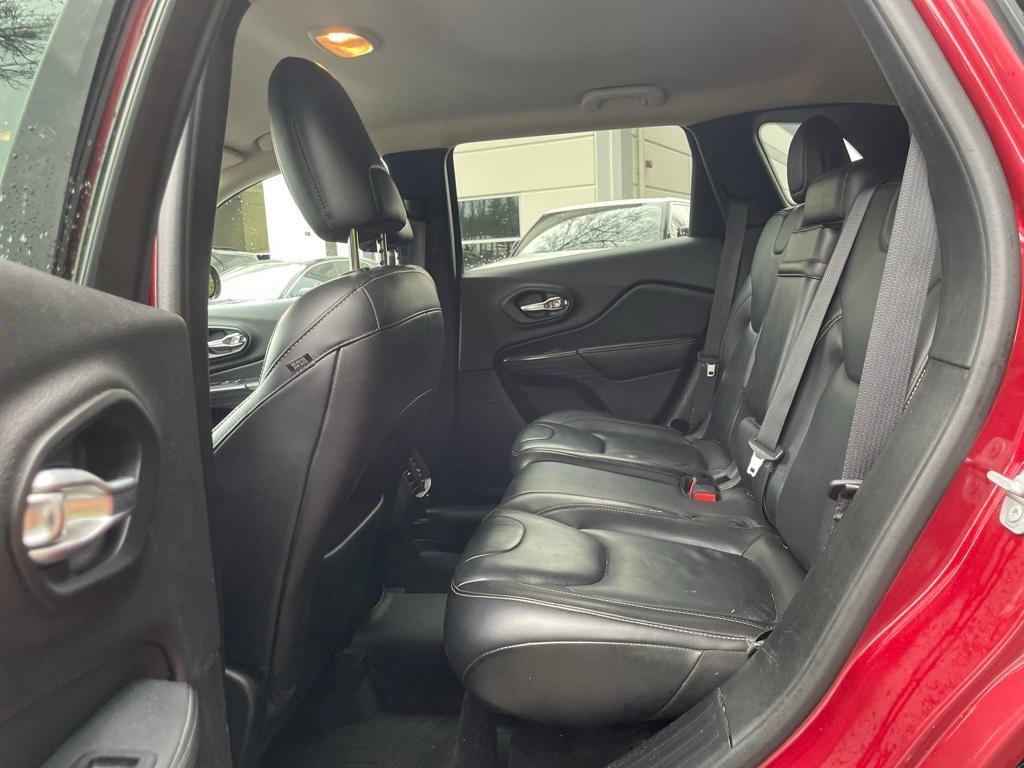 used 2016 Jeep Cherokee car, priced at $8,989