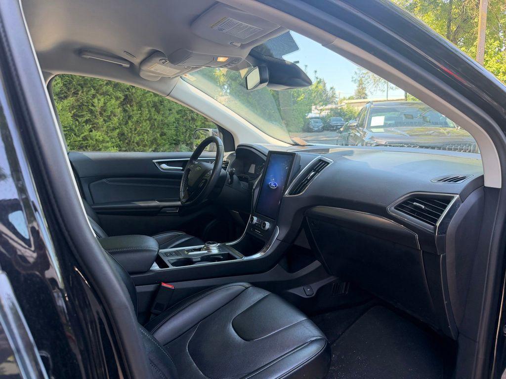 used 2022 Ford Edge car, priced at $21,919