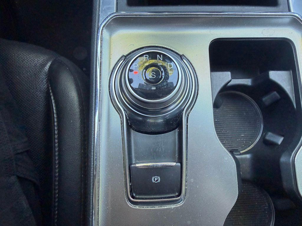 used 2022 Ford Edge car, priced at $21,919