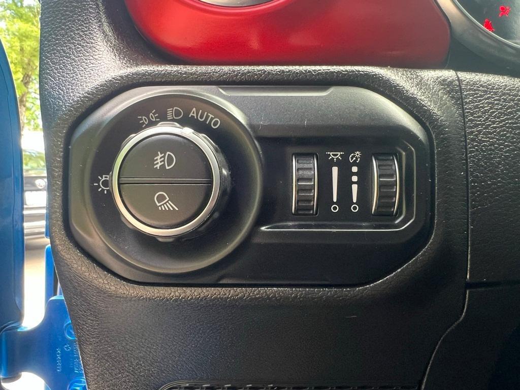 used 2022 Jeep Gladiator car, priced at $34,722