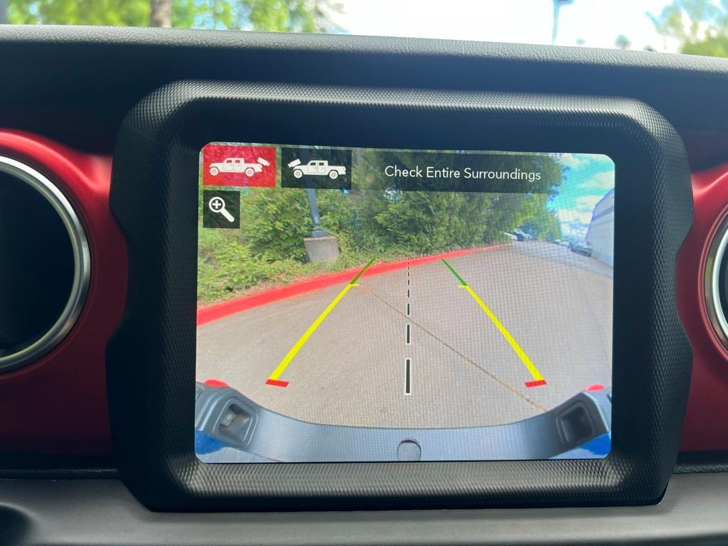 used 2022 Jeep Gladiator car, priced at $34,722