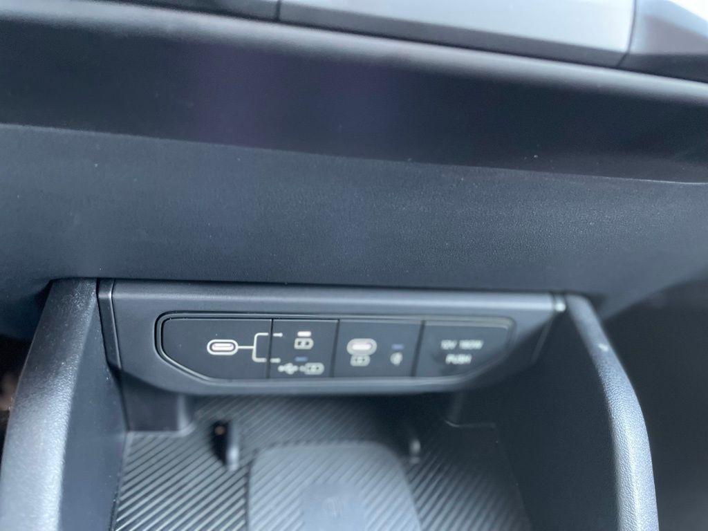 used 2025 Kia K4 car, priced at $21,918