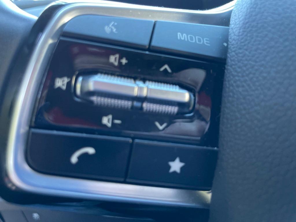 used 2024 Kia Sorento car, priced at $27,768