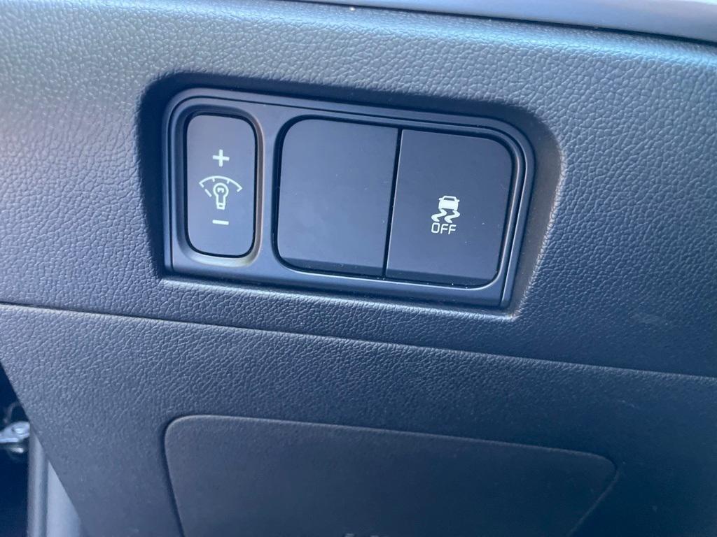 used 2024 Kia Sorento car, priced at $27,768