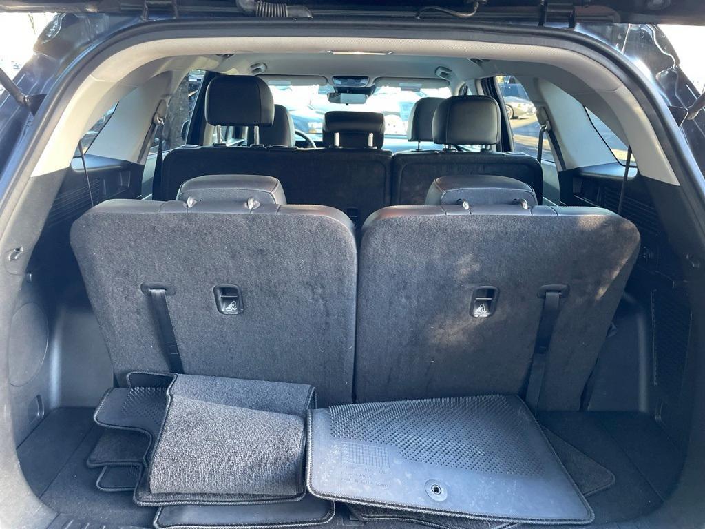 used 2024 Kia Sorento car, priced at $27,768