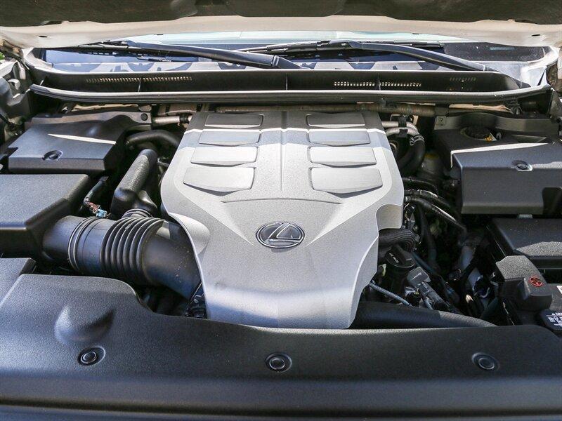 Lexus GX view 34