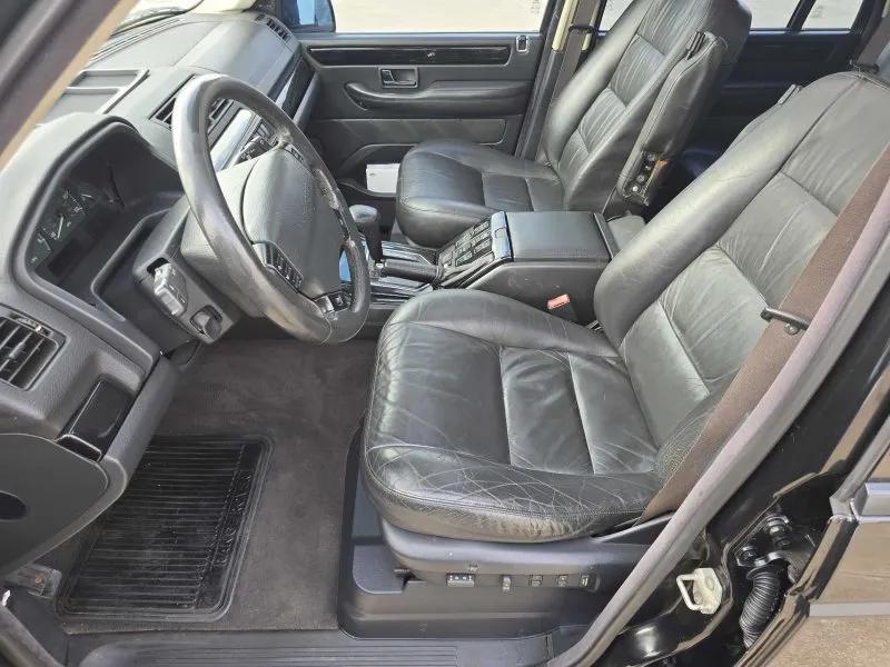 used 2002 Land Rover Range Rover car, priced at $8,000