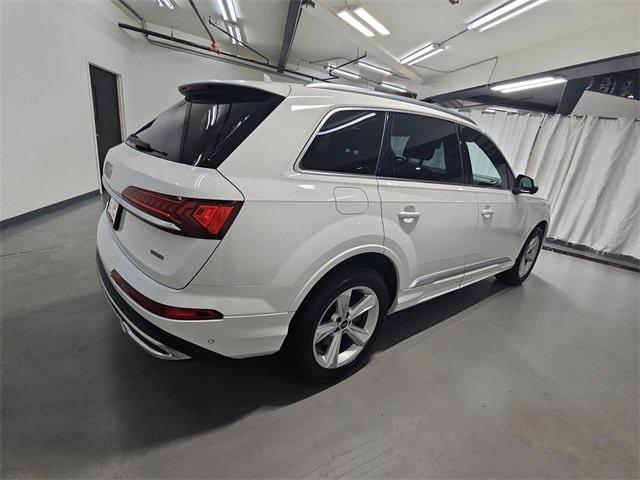 used 2023 Audi Q7 car, priced at $32,494