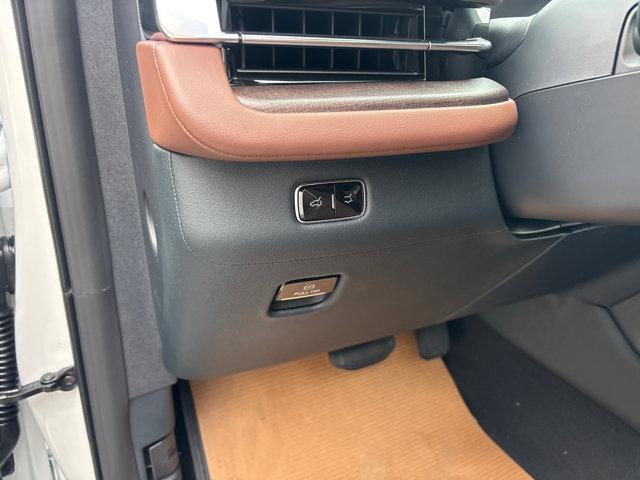 new 2026 Lincoln Navigator car, priced at $97,382
