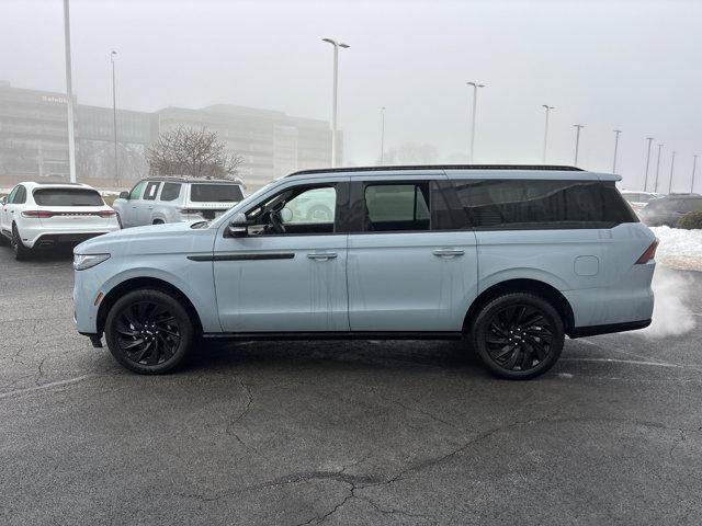 new 2025 Lincoln Navigator car, priced at $108,045