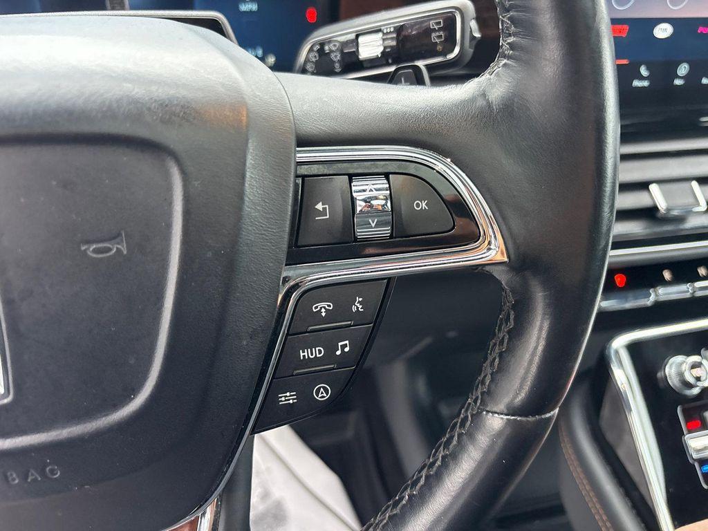 used 2023 Lincoln Navigator car, priced at $67,434