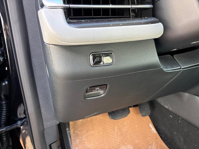 new 2026 Lincoln Navigator car, priced at $125,615