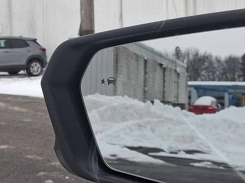 used 2022 Chevrolet Equinox car, priced at $21,250