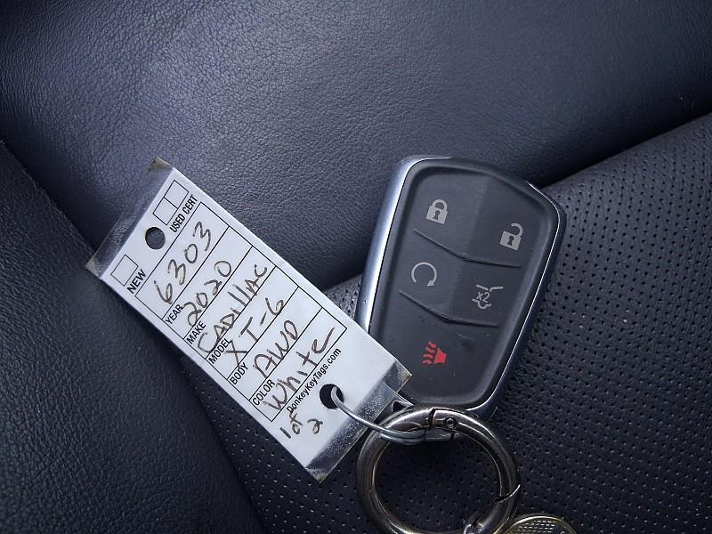 used 2020 Cadillac XT6 car, priced at $26,995