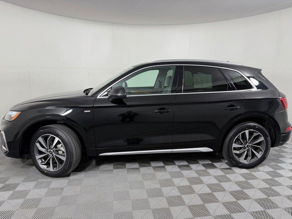 used 2023 Audi Q5 car, priced at $29,924