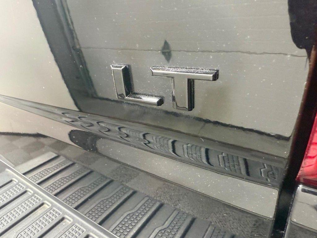 used 2021 Chevrolet Silverado 1500 car, priced at $33,701