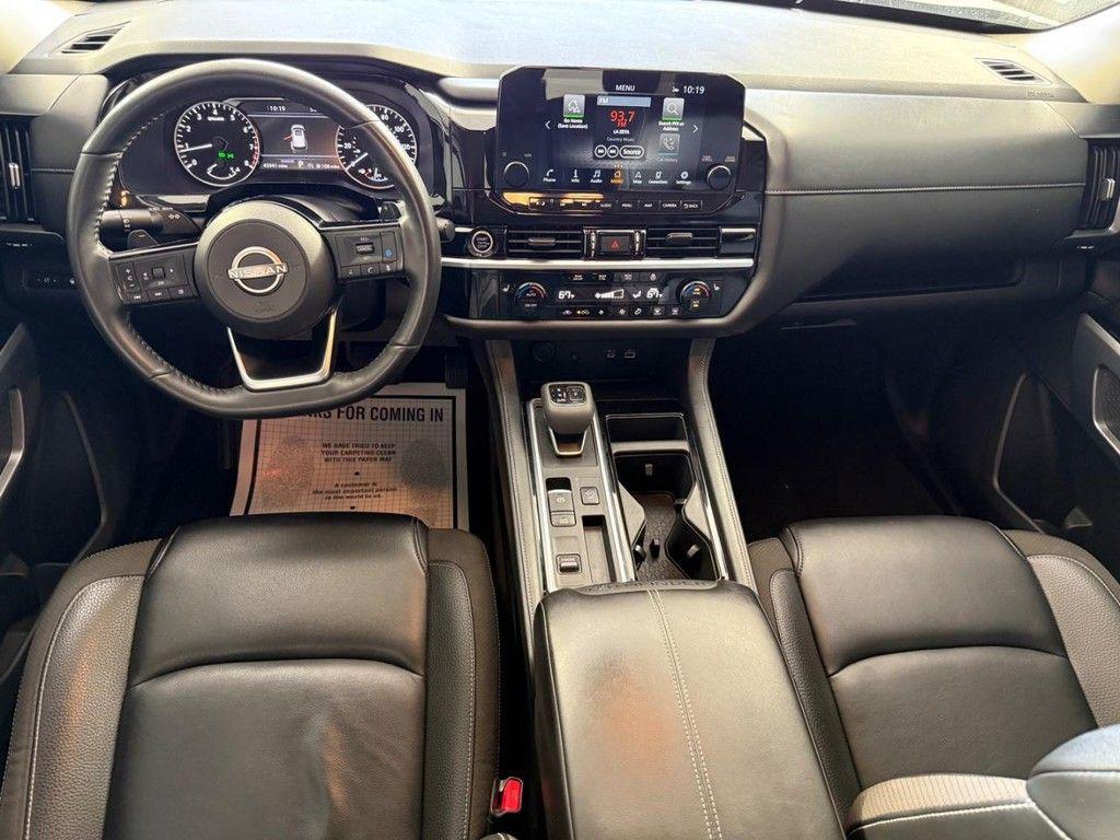 used 2024 Nissan Pathfinder car, priced at $30,000
