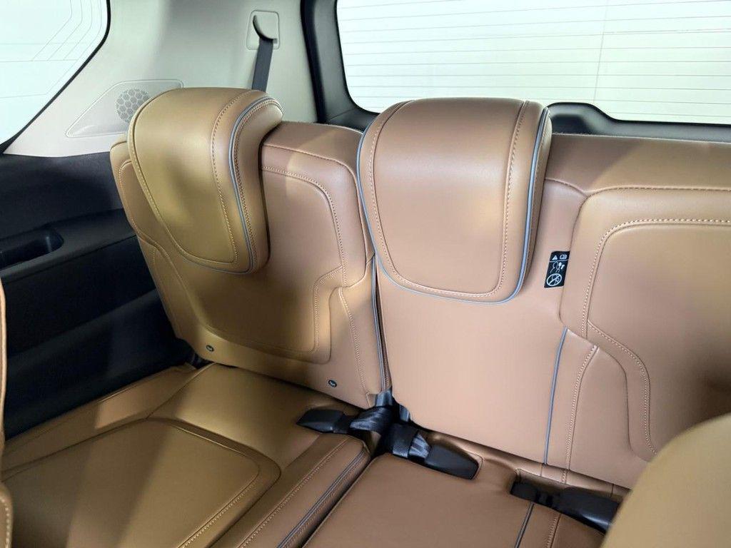 new 2026 INFINITI QX80 car, priced at $91,275