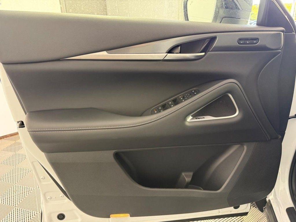 new 2027 INFINITI QX60 car, priced at $60,589