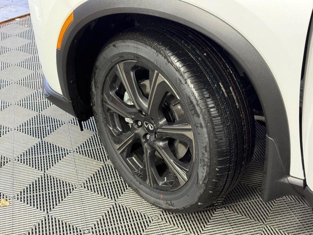 new 2026 INFINITI QX60 car, priced at $66,254