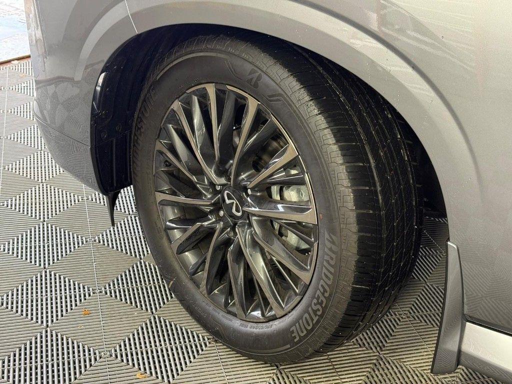 new 2026 INFINITI QX80 car, priced at $106,455