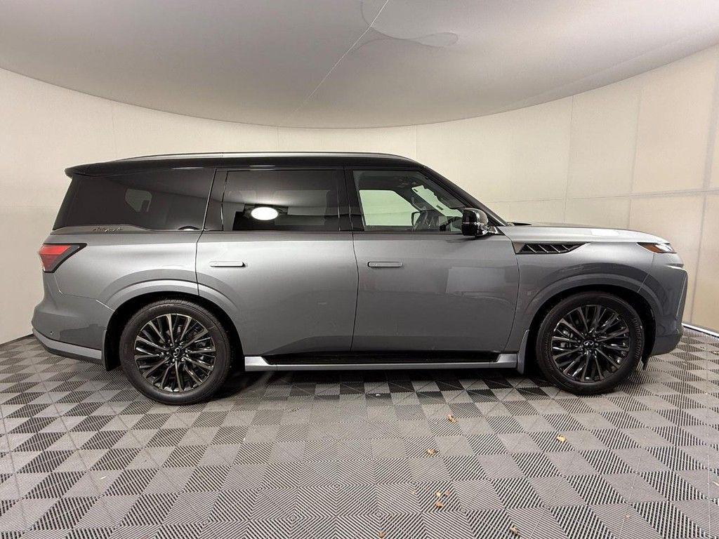 new 2026 INFINITI QX80 car, priced at $106,455
