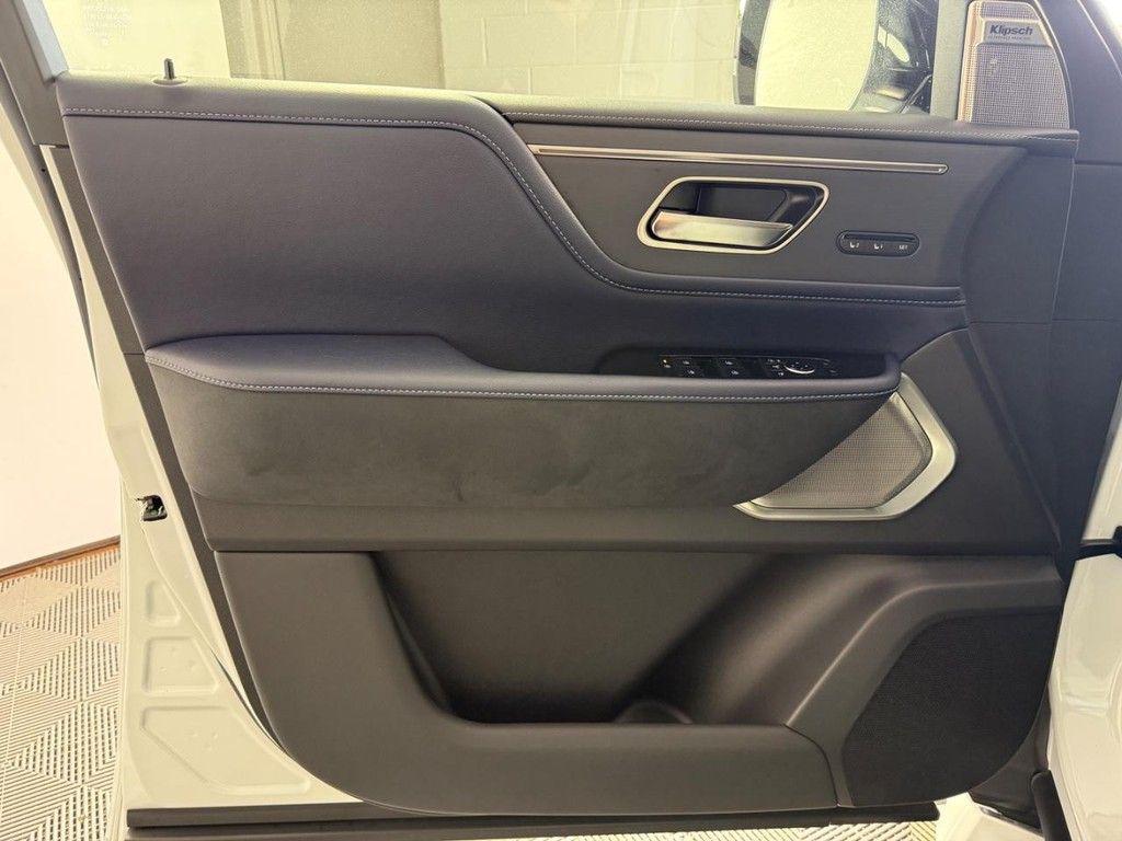 new 2026 INFINITI QX80 car, priced at $99,885