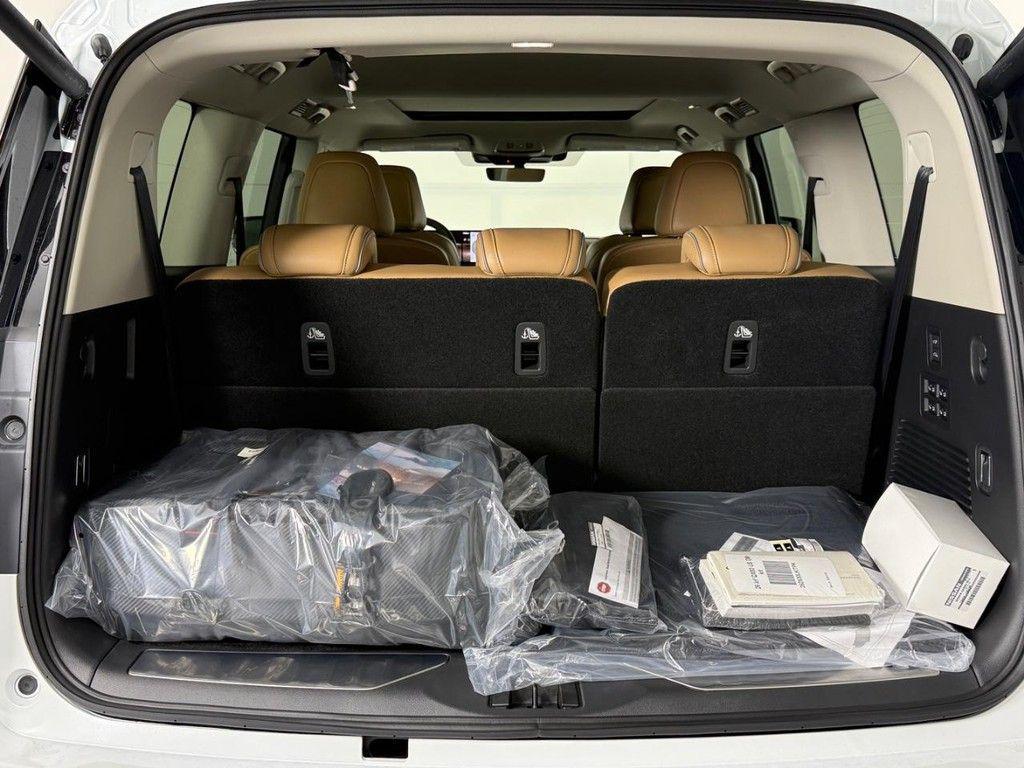 new 2026 INFINITI QX80 car, priced at $90,480