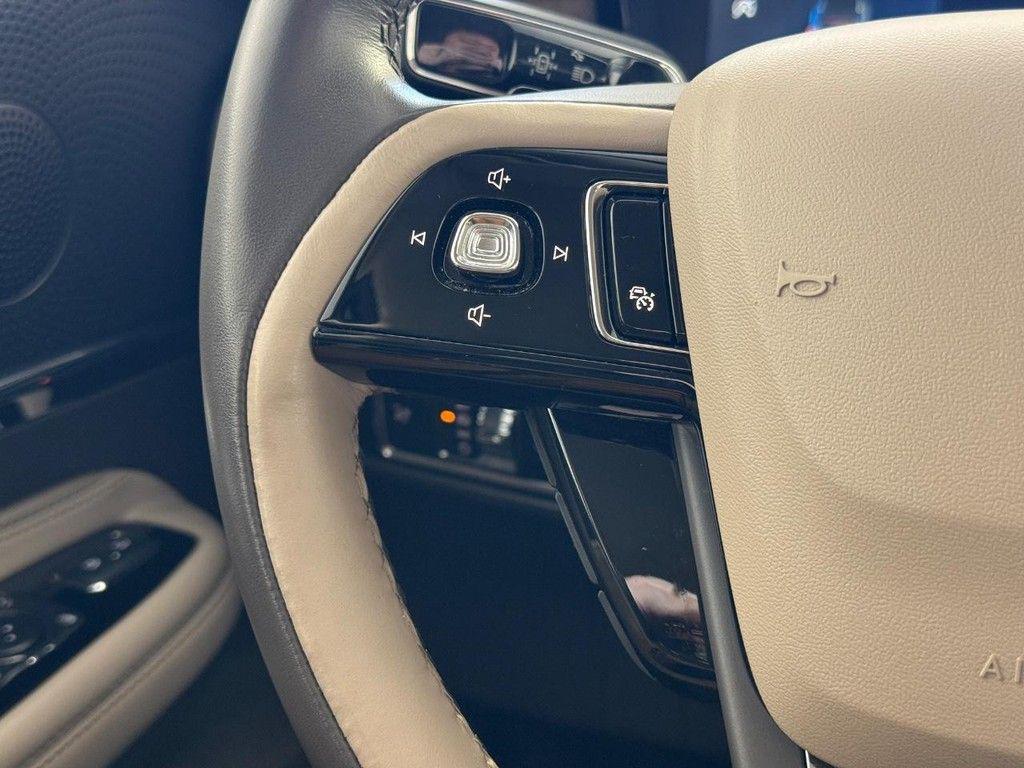 used 2023 Lincoln Corsair car, priced at $33,000