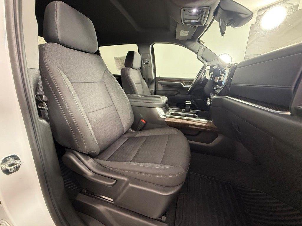 used 2022 GMC Sierra 1500 car, priced at $39,150