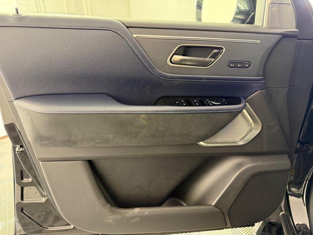 new 2026 INFINITI QX80 car, priced at $96,665