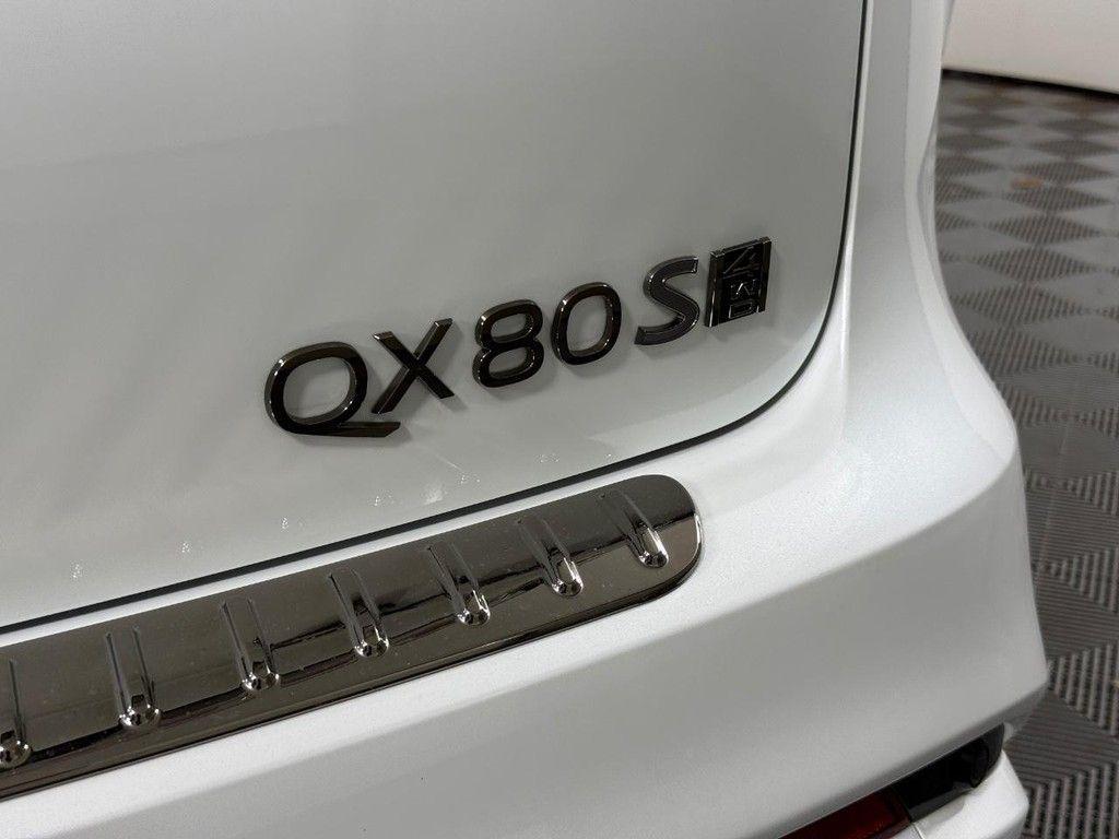new 2026 INFINITI QX80 car, priced at $97,124