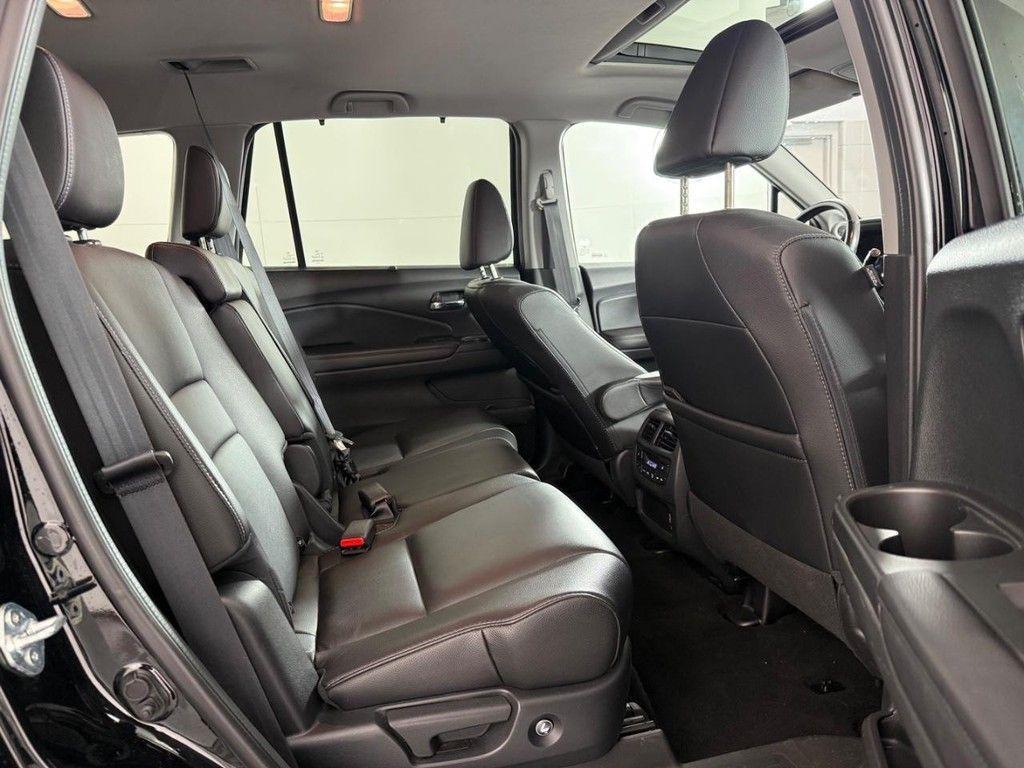 used 2022 Honda Pilot car, priced at $32,770
