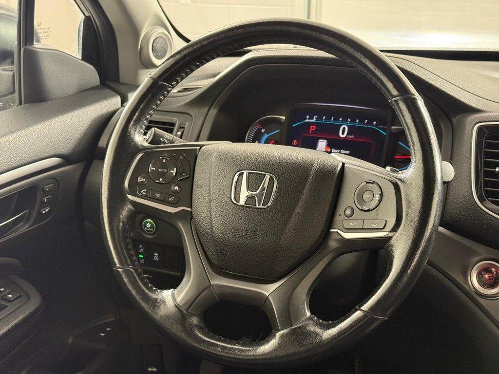 used 2022 Honda Pilot car, priced at $32,770