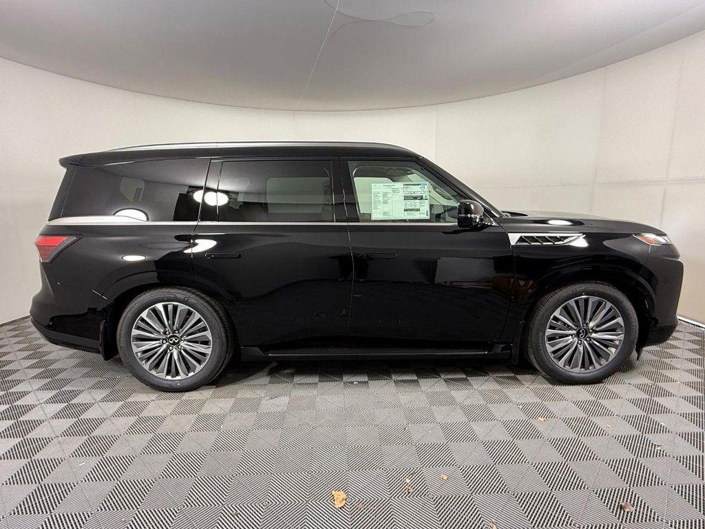 new 2026 INFINITI QX80 car, priced at $90,580
