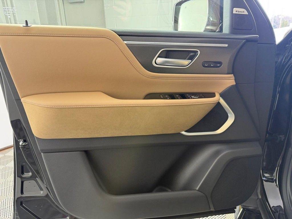 new 2026 INFINITI QX80 car, priced at $90,580