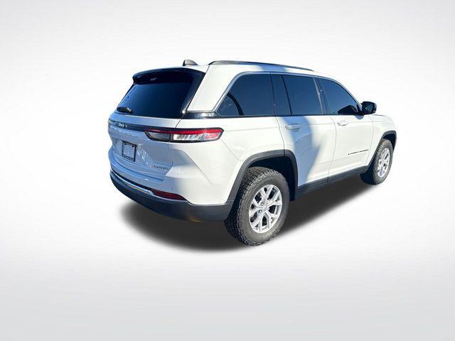 used 2022 Jeep Grand Cherokee car, priced at $28,470