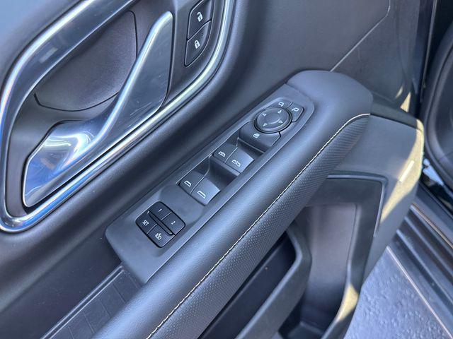 used 2023 GMC Yukon XL car, priced at $37,331