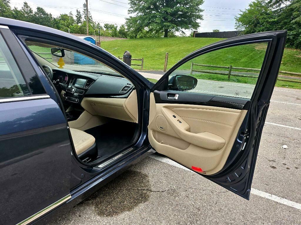 used 2014 Kia Cadenza car, priced at $10,599
