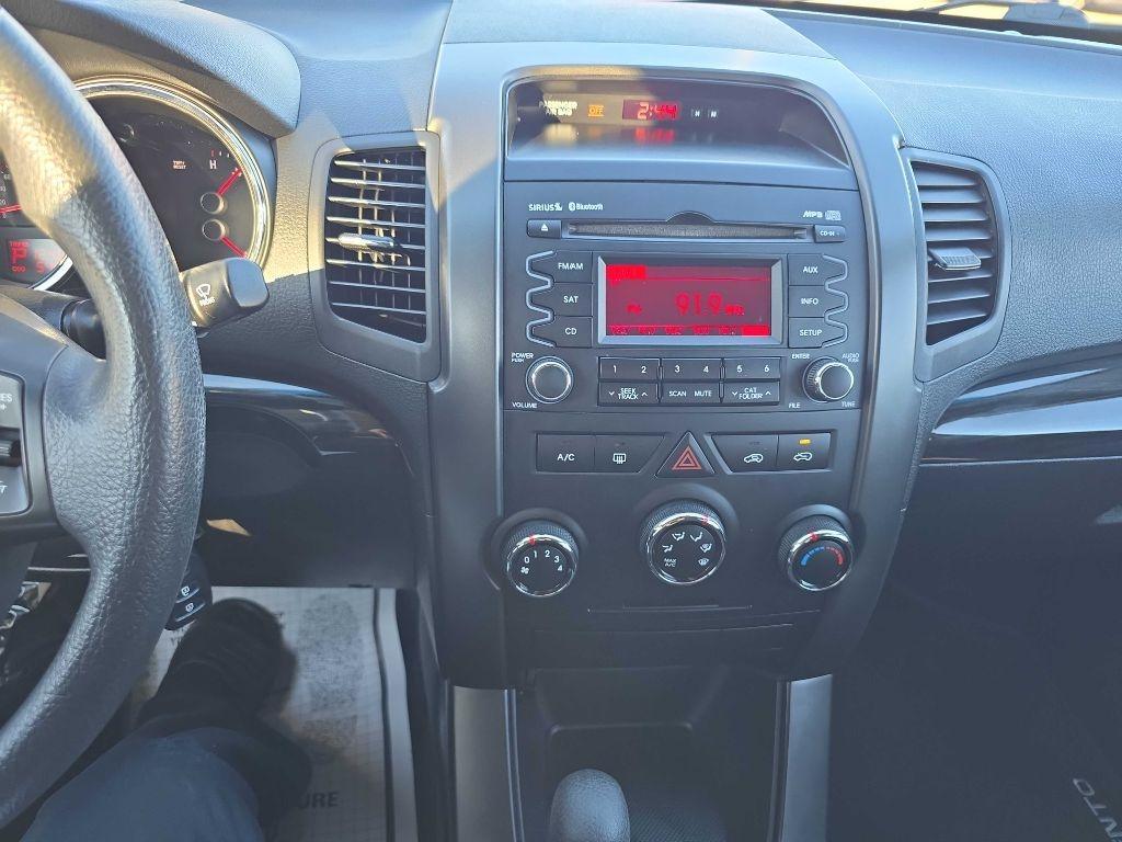 used 2013 Kia Sorento car, priced at $9,499