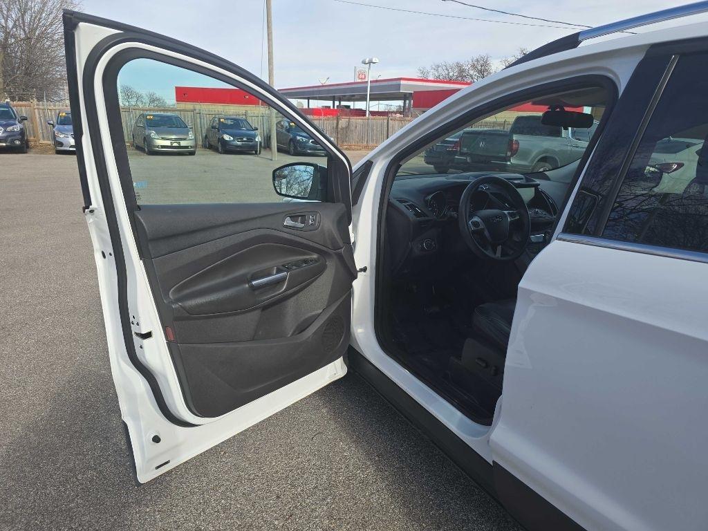 used 2014 Ford Escape car, priced at $9,499