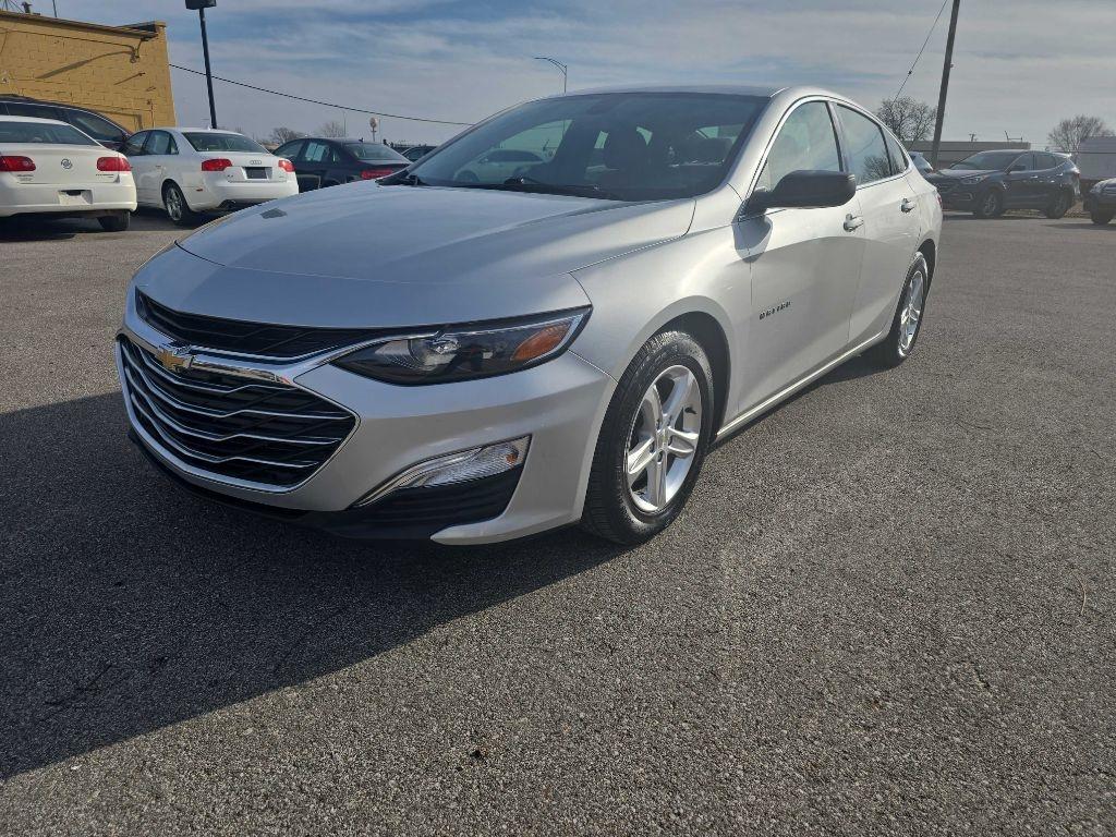 used 2021 Chevrolet Malibu car, priced at $15,999