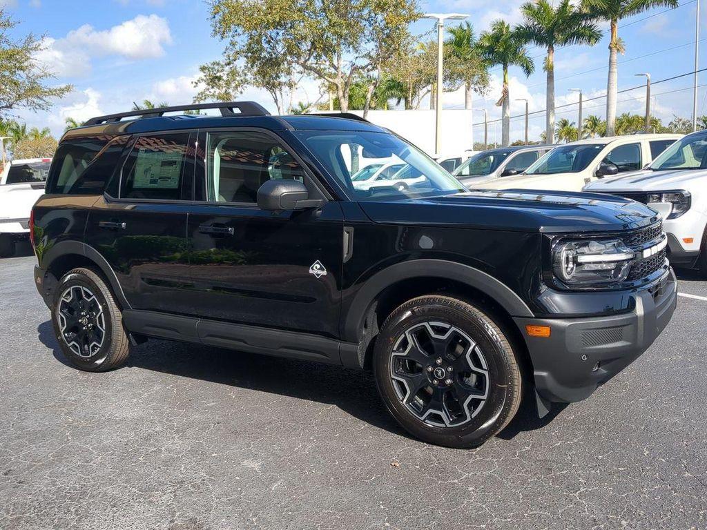 new 2025 Ford Bronco Sport car, priced at $37,625