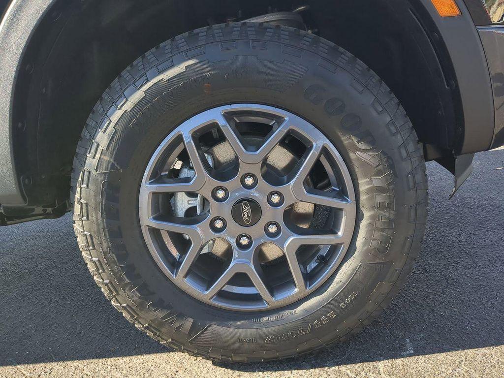 new 2025 Ford Ranger car, priced at $33,335